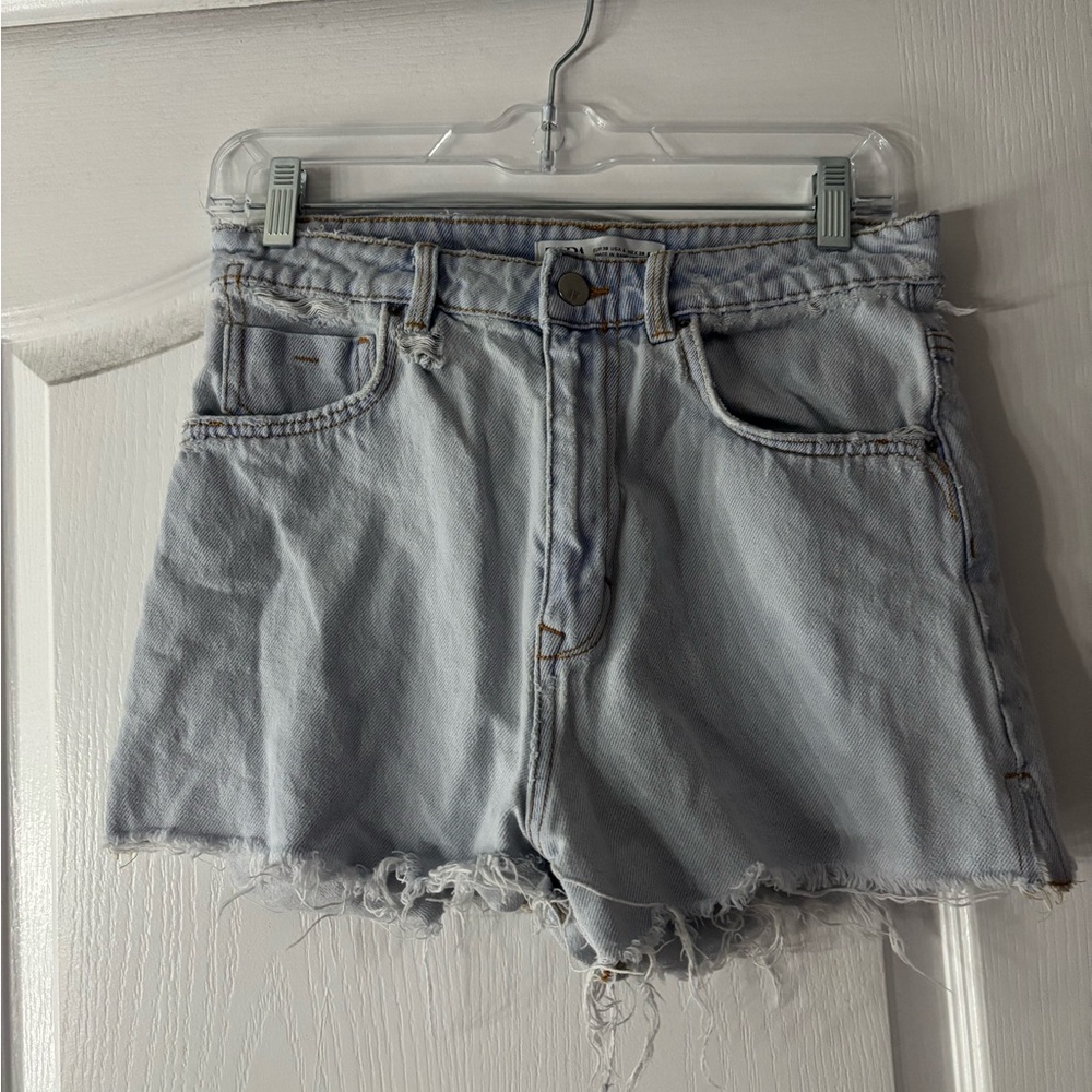 Zara Light Wash Denim Jean Shorts